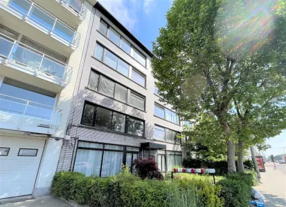 Appartement À Louer 2100 Deurne BE